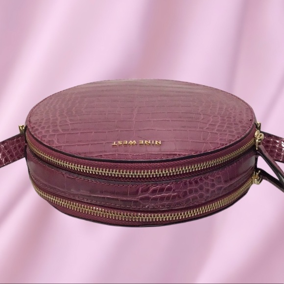 NEW Nine West Circle Crossbody Bag, Purple - Picture 5 of 10